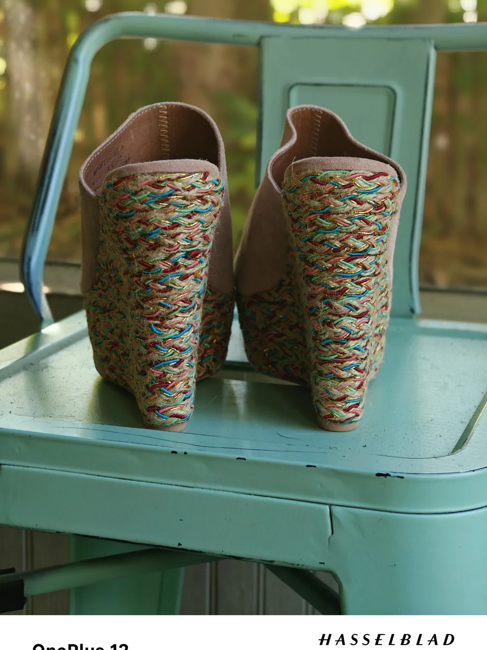 Women’s Suede Peep-Toe Wedge Mules in Dusty Rose